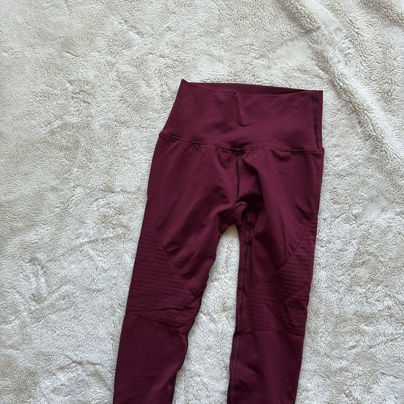 Alphalete High-Waist Leggings – Burgundy XS | Muscle Fit| Sculpting Activewear | - Picture 2 of 6